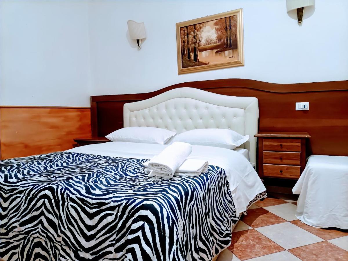 Cattaneo Accomodation ローマ 部屋 写真